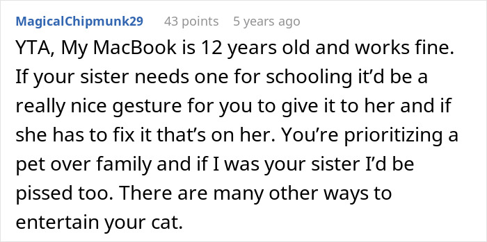 Guy Splits The Internet After Giving His Old Laptop To His Cat Instead Of His Sister Guy Splits The Internet After Giving His Old Laptop To His Cat Instead Of His Sister