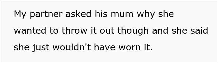 Woman Upset Son’s Partner Came Without A Gift After She Asked Him Not To Get Her Any More “Tacky Little Trinkets” Woman Upset Son’s Partner Came Without A Gift After She Asked Him Not To Get Her Any More “Tacky Little Trinkets”