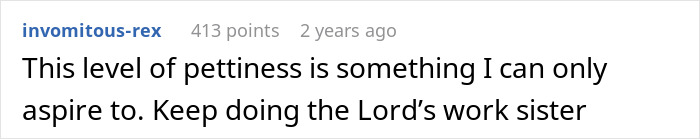Woman Upset Son’s Partner Came Without A Gift After She Asked Him Not To Get Her Any More “Tacky Little Trinkets” Woman Upset Son’s Partner Came Without A Gift After She Asked Him Not To Get Her Any More “Tacky Little Trinkets”