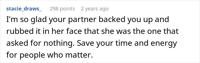 Woman Upset Son’s Partner Came Without A Gift After She Asked Him Not To Get Her Any More “Tacky Little Trinkets” Woman Upset Son’s Partner Came Without A Gift After She Asked Him Not To Get Her Any More “Tacky Little Trinkets”