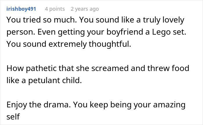 Woman Upset Son’s Partner Came Without A Gift After She Asked Him Not To Get Her Any More “Tacky Little Trinkets” Woman Upset Son’s Partner Came Without A Gift After She Asked Him Not To Get Her Any More “Tacky Little Trinkets”