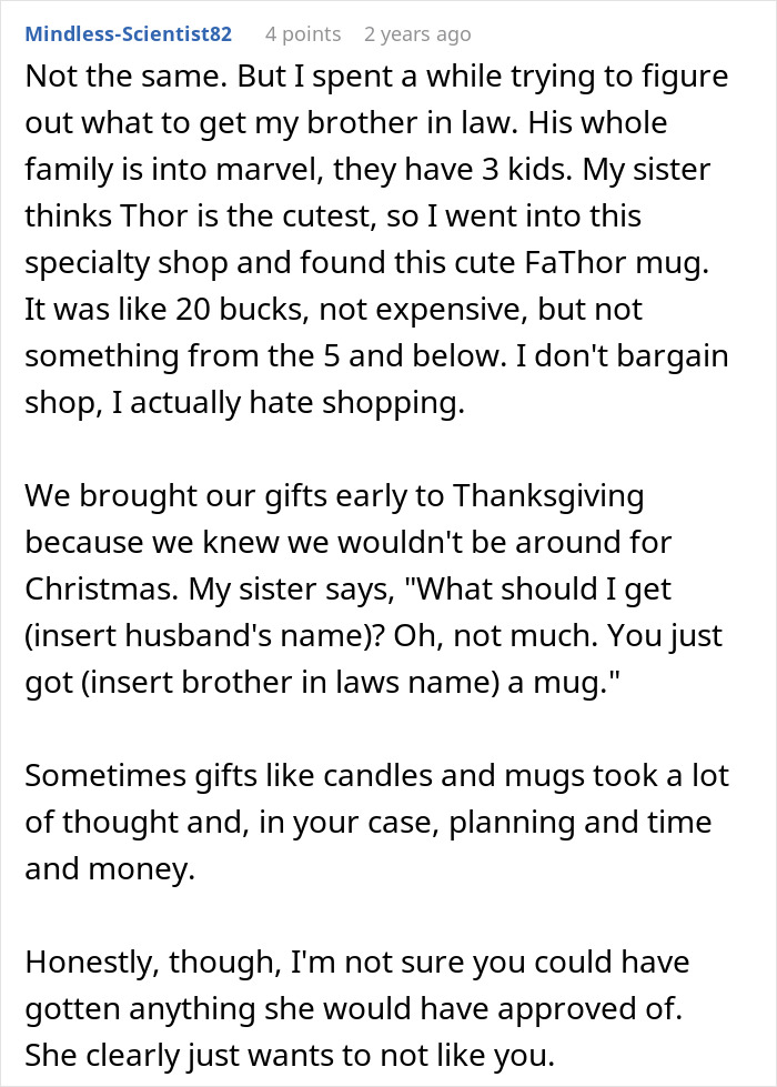 Woman Upset Son’s Partner Came Without A Gift After She Asked Him Not To Get Her Any More “Tacky Little Trinkets” Woman Upset Son’s Partner Came Without A Gift After She Asked Him Not To Get Her Any More “Tacky Little Trinkets”