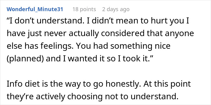 Step-Grandma Sneaks Baby To Santa While Watching Him, Loses Babysitting Privileges Forever