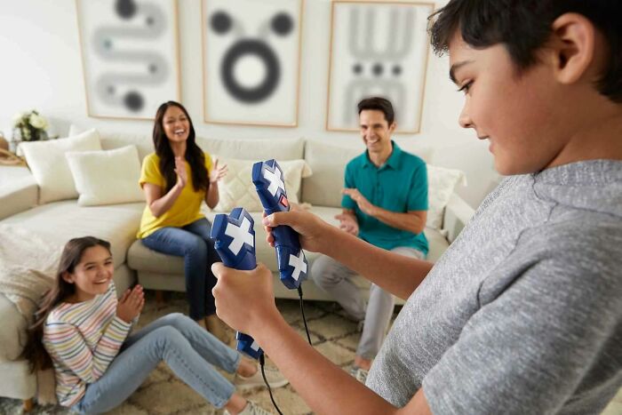 25 Things That Will Keep Your Kids Busy So You Can Finally Hear Yourself Think This Christmas Break 25 Things That Will Keep Your Kids Busy So You Can Finally Hear Yourself Think This Christmas Break