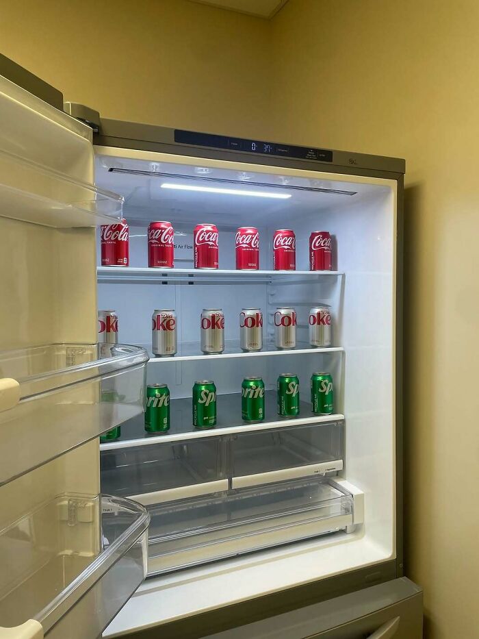 46 ‘Dude Fridges’ So Wild They Should Come With A Warning Label (New Pics) 46 ‘Dude Fridges’ So Wild They Should Come With A Warning Label (New Pics)