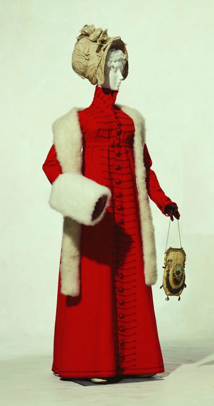 92 Powerful Old Photos That Capture Emotion, Culture, And Everyday Life In The Past