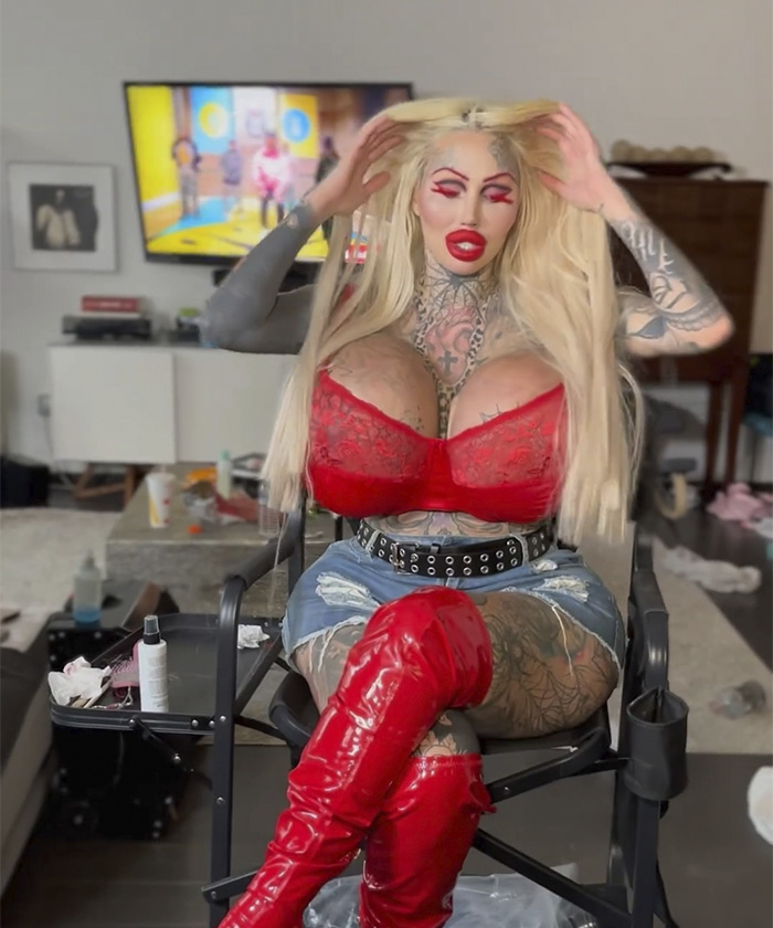 “She Was Not Well”: Mary Magdalene, 33, Influencer Known For Extreme Cosmetic Surgeries, Passes Away After High‑Rise Fall