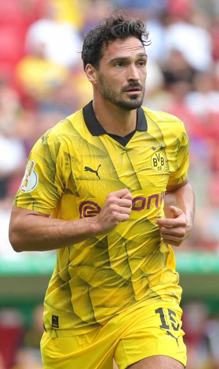 Mats Hummels: Bio And Career Highlights