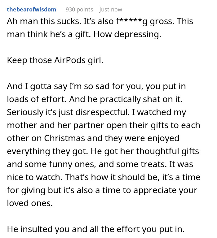 “The Rest Of My Present Was In His Pants”: Woman Dumps BF On Xmas Because Of His Unthoughtful Gift “The Rest Of My Present Was In His Pants”: Woman Dumps BF On Xmas Because Of His Unthoughtful Gift