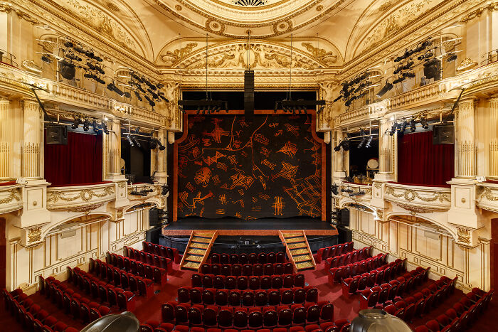 I’ve Photographed All The Most Beautiful Theatres And Concert Halls In Paris (31 Pics) I’ve Photographed All The Most Beautiful Theatres And Concert Halls In Paris (31 Pics)