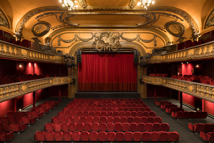 I’ve Photographed All The Most Beautiful Theatres And Concert Halls In Paris (31 Pics) I’ve Photographed All The Most Beautiful Theatres And Concert Halls In Paris (31 Pics)