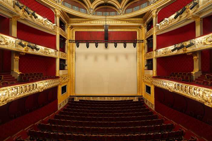 I’ve Photographed All The Most Beautiful Theatres And Concert Halls In Paris (31 Pics) I’ve Photographed All The Most Beautiful Theatres And Concert Halls In Paris (31 Pics)