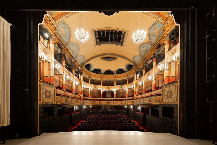 I’ve Photographed All The Most Beautiful Theatres And Concert Halls In Paris (31 Pics) I’ve Photographed All The Most Beautiful Theatres And Concert Halls In Paris (31 Pics)