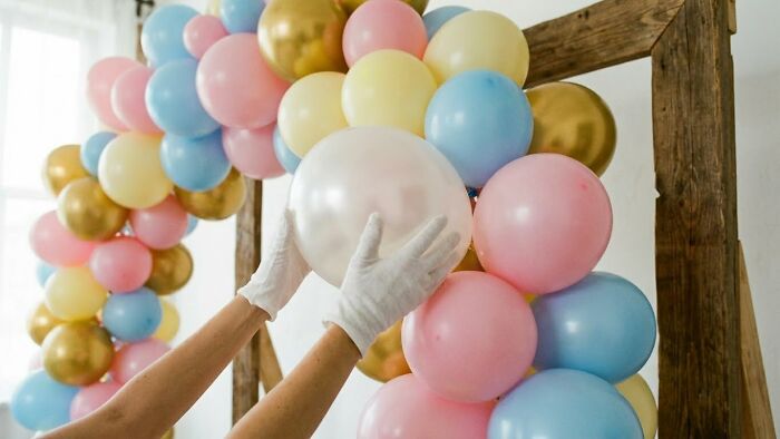 I Make Engagement Balloon Arches Look Premium