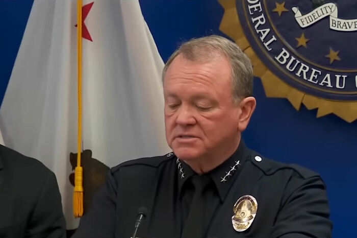 New Report Details The Horrific State Of Nick Reiner’s Hotel Room Amid Arrest For Father Rob’s Slaying New Report Details The Horrific State Of Nick Reiner’s Hotel Room Amid Arrest For Father Rob’s Slaying