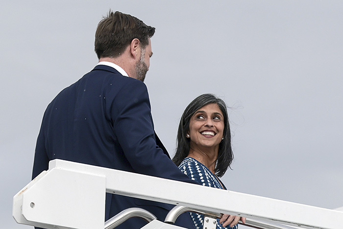 “How Can She Stand Him?”: JD Vance&rsquo;s Wife Usha Breaks Silence On Their Marriage Amid Public Speculation