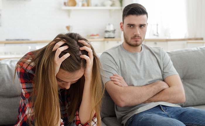 Guy Mocks Girlfriend For Playing Video Games To Unwind, Says It “Isn’t Ladylike” Guy Mocks Girlfriend For Playing Video Games To Unwind, Says It “Isn’t Ladylike”