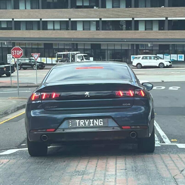 74 Hilarious Personalized License Plates That Made Strangers Do Double Takes