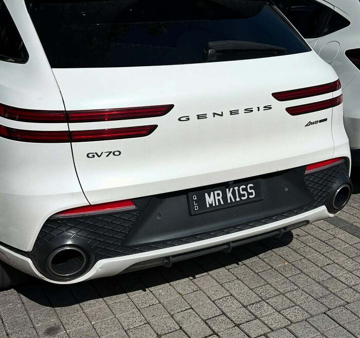 74 Hilarious Personalized License Plates That Made Strangers Do Double Takes