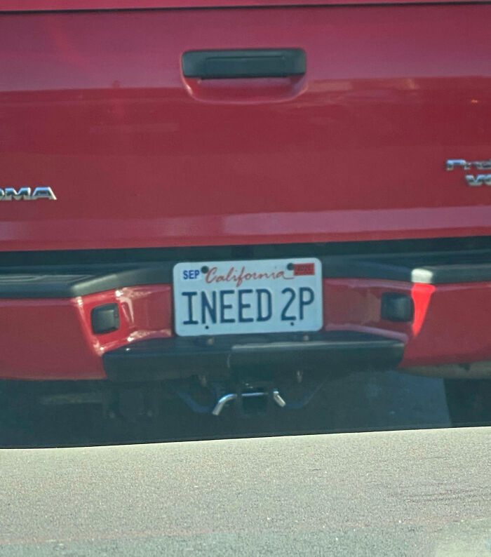 74 Hilarious Personalized License Plates That Made Strangers Do Double Takes