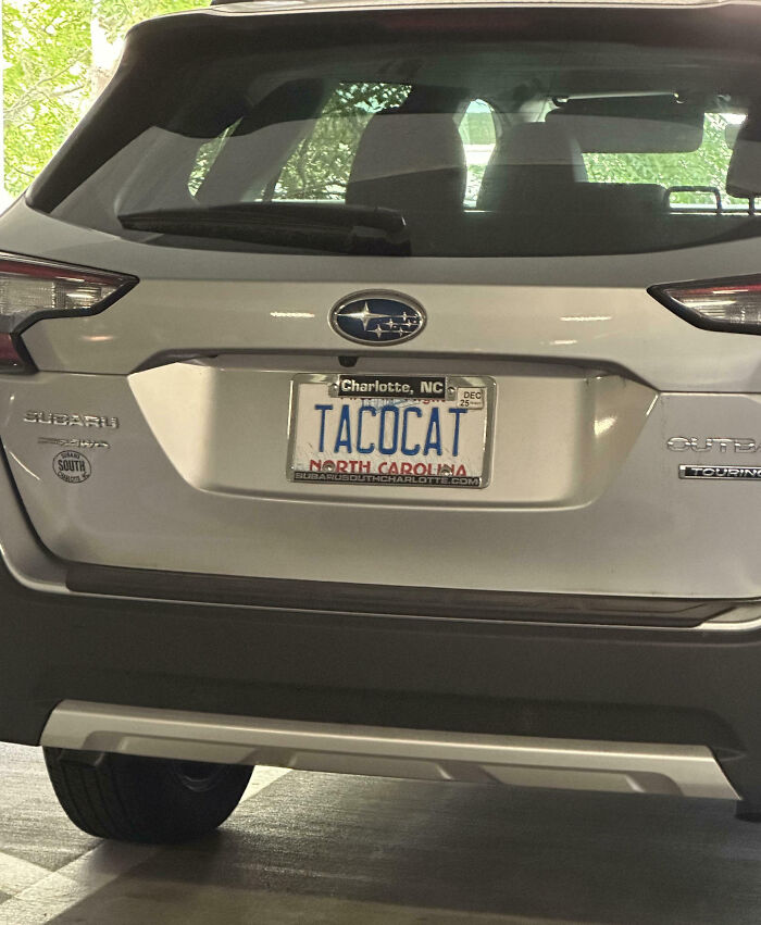 74 Hilarious Personalized License Plates That Made Strangers Do Double Takes