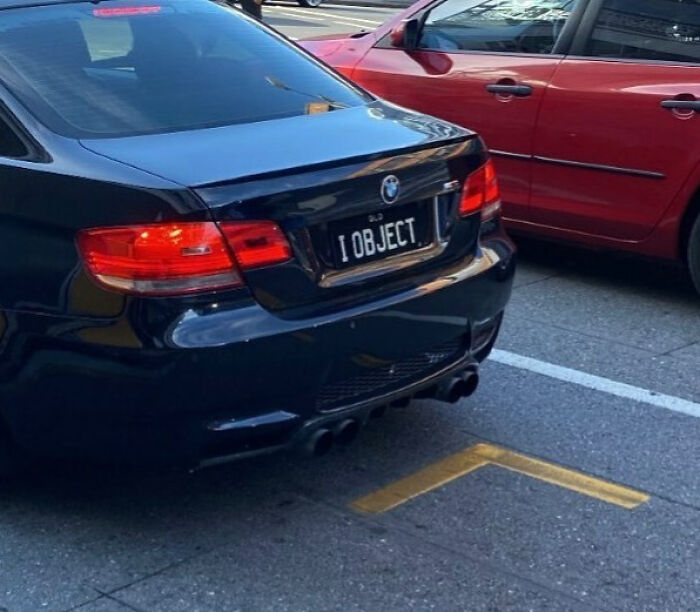 74 Hilarious Personalized License Plates That Made Strangers Do Double Takes