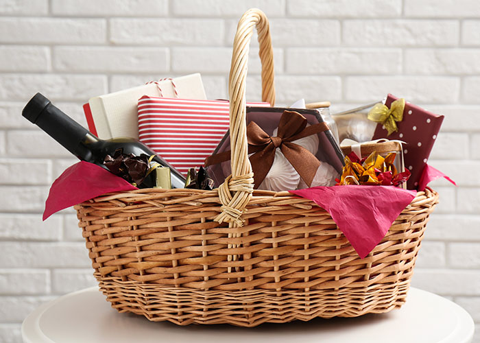 &ldquo;A Gym Membership&rdquo;: 70 Of The Most Insensitive And Tasteless Presents People Have Gifted Others