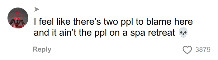 A Family With Three Kids On Vacation Tried To Throw Themselves A Pity Party, Got Roasted Instead
