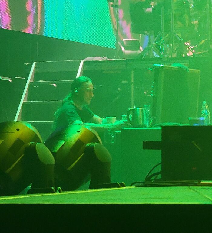 74 Fascinating Photos From People’s Different Jobs That Make A 9-To-5 Look More Bearable (New Pics) 74 Fascinating Photos From People’s Different Jobs That Make A 9-To-5 Look More Bearable (New Pics)