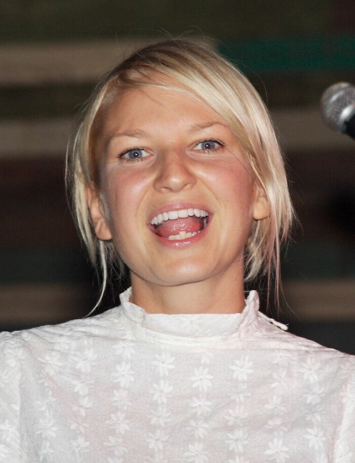 Sia: Bio And Career Highlights