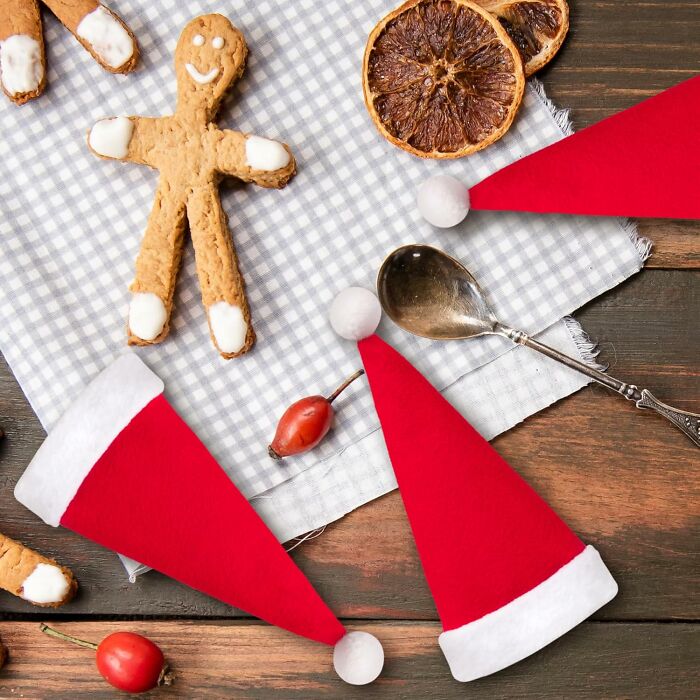 If You Are The Designated Christmas Host, These 24 Finds Will Make It Look Like You Tried If You Are The Designated Christmas Host, These 24 Finds Will Make It Look Like You Tried