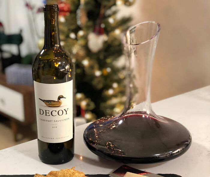 If You Are The Designated Christmas Host, These 24 Finds Will Make It Look Like You Tried If You Are The Designated Christmas Host, These 24 Finds Will Make It Look Like You Tried