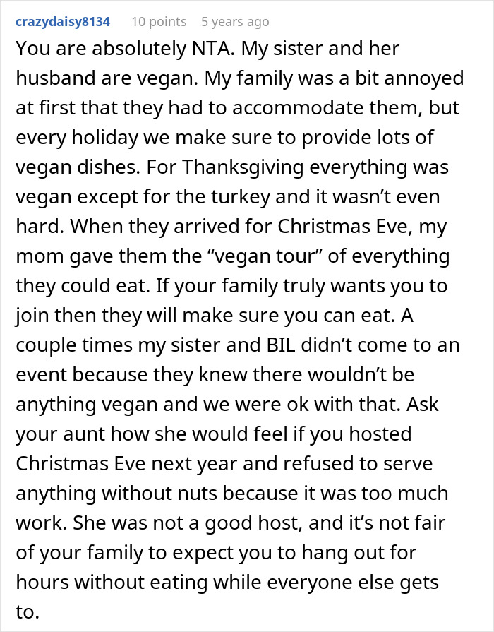 Woman Isn’t Allowed Vegan Dishes During Christmas Eve, Family Shocked She Doesn’t Show Up
