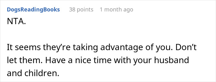 Family Tired Of Hosting Ungrateful Relatives For Christmas Decides To Cancel