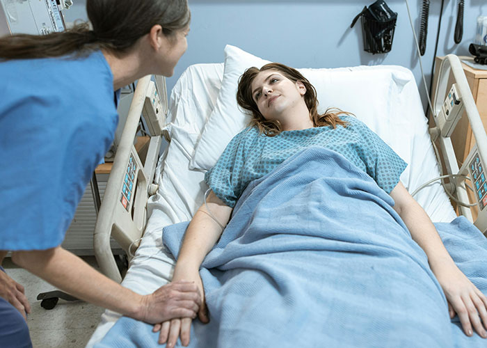 84 Wild And Funny Post-Anesthesia Acts That Doctors And Nurses Were Definitely Not Ready For