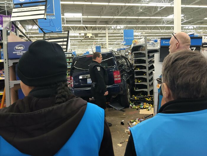 47 “Walmart People” Pics That Are As Funny As They Are Confusing