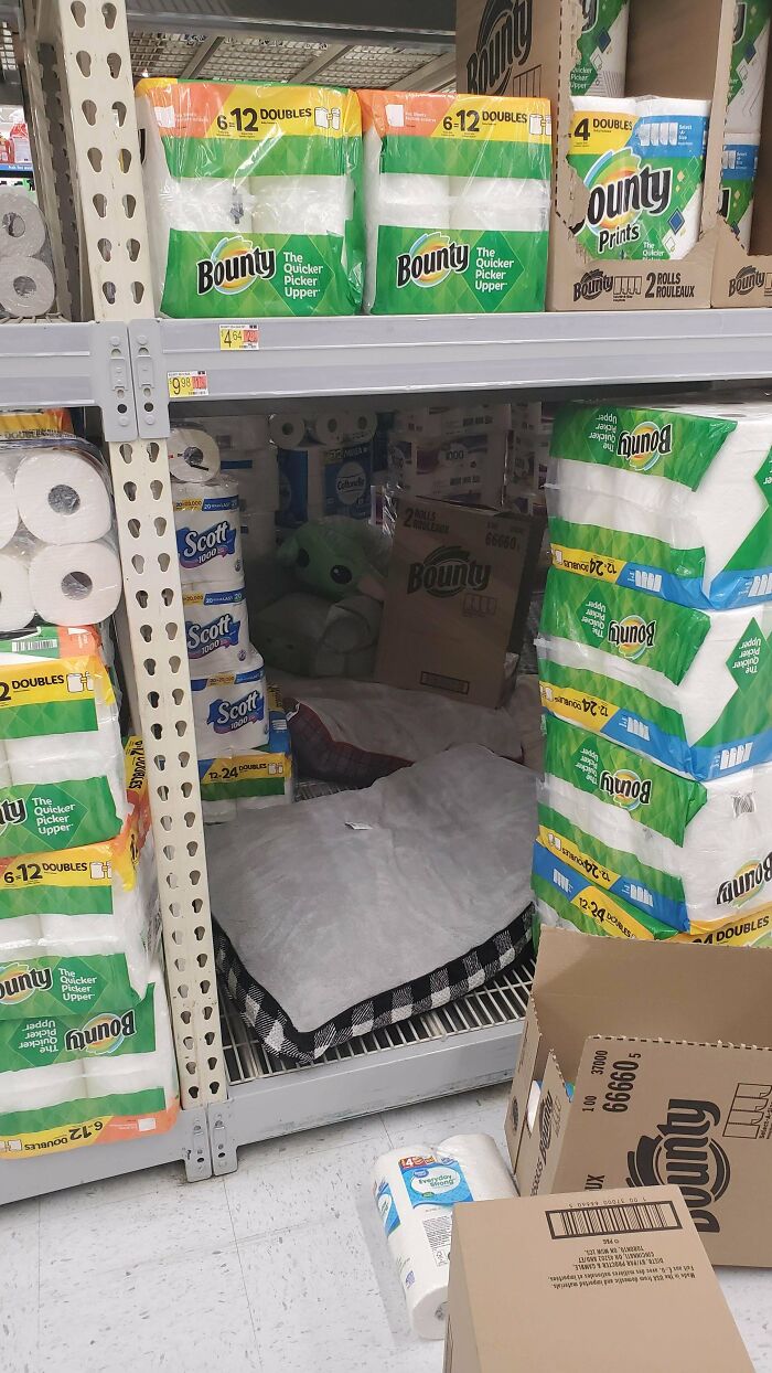 47 “Walmart People” Pics That Are As Funny As They Are Confusing