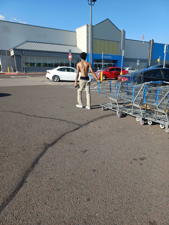 47 “Walmart People” Pics That Are As Funny As They Are Confusing