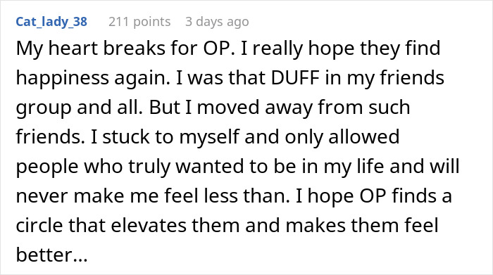 Guy Tells Friend He’s Worried About Wedding Photos Because Of Fianc&eacute;e’s Looks, Regrets It Dearly