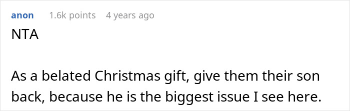 Nurse Warns In-Laws She Won&rsquo;t Host Christmas, They Act Surprised When There&rsquo;s No Celebration