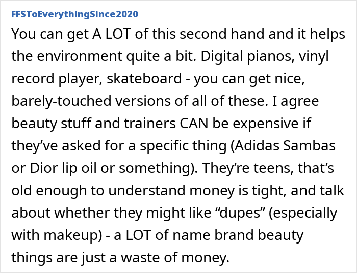 Single Mom Panics After Ex Pulls Out Of Paying For Their Daughters’ Christmas Gifts