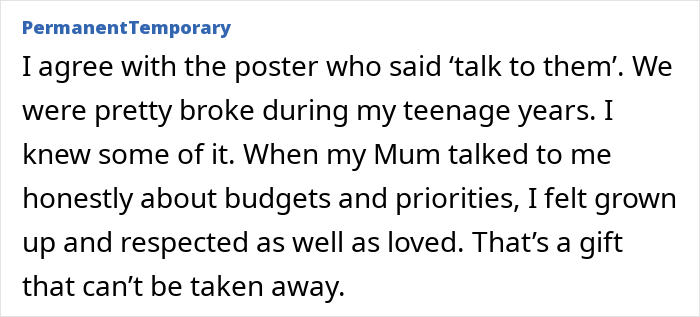 Single Mom Panics After Ex Pulls Out Of Paying For Their Daughters’ Christmas Gifts