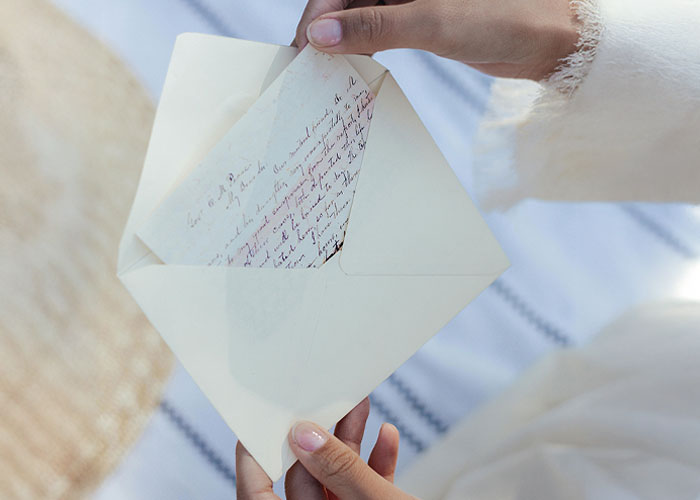 “AITAH For Refusing To Spend Christmas At Home If My Sister Is Released From Her Eating Disorder Clinic?” “AITAH For Refusing To Spend Christmas At Home If My Sister Is Released From Her Eating Disorder Clinic?”