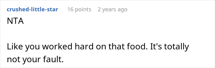 Vegetarian Woman Left Baffled After Family Demands Ham For Christmas Dinner, Are Shocked They’re Kicked Out