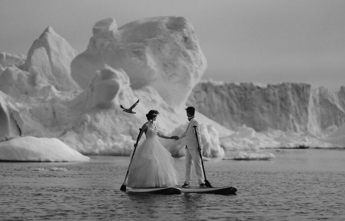 50 Wedding Photos That Perfectly Capture Emotion, Storytelling, And Joy 50 Wedding Photos That Perfectly Capture Emotion, Storytelling, And Joy