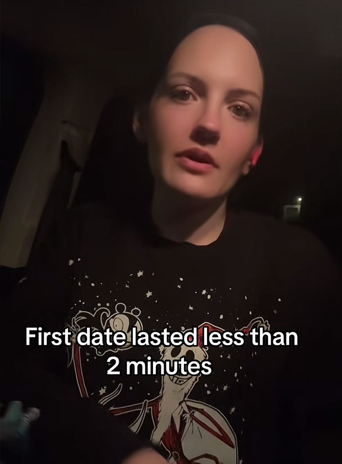 “What A Jerk”: Woman Leaves Date In Less Than 2 Minutes After Catching On To His Plan