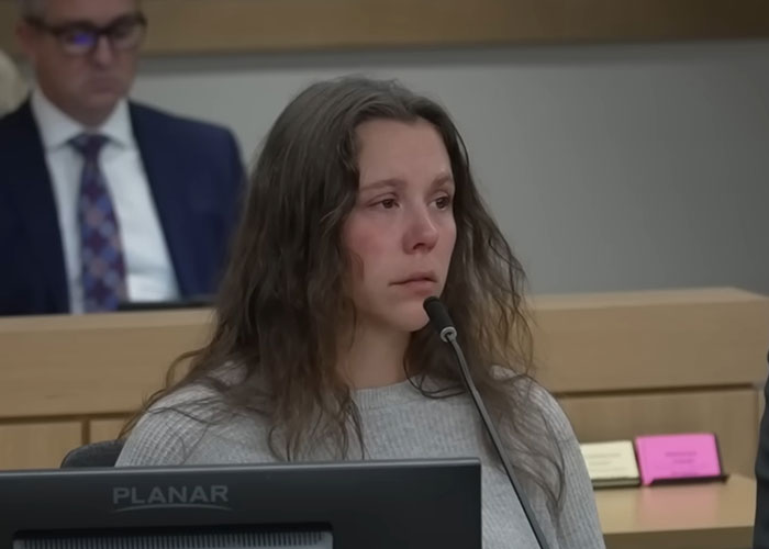 “Very Disturbing”: Engaged Teacher Who Sent 35K Texts To Student Sobs As She Learns Her Fate