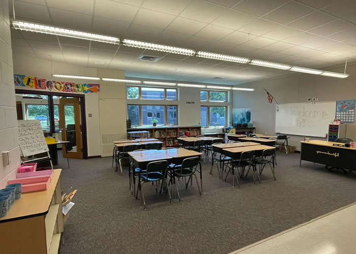 “Very Disturbing”: Engaged Teacher Who Sent 35K Texts To Student Sobs As She Learns Her Fate