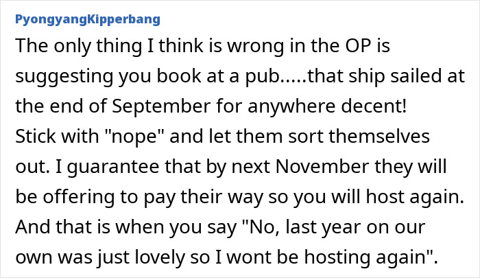 Family Demands Person Hosts Christmas Dinner, While Not Helping At All: “You Earn The Most”