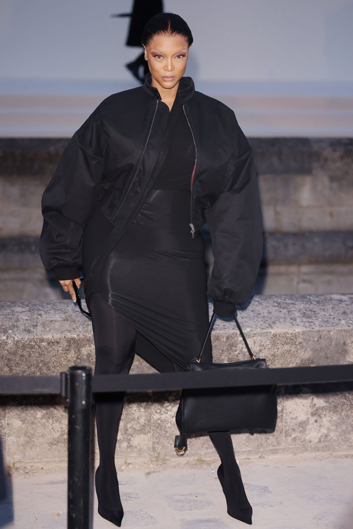 30 Celebrity Fashion Disasters From 2025 That Are Almost Too Absurd To Believe